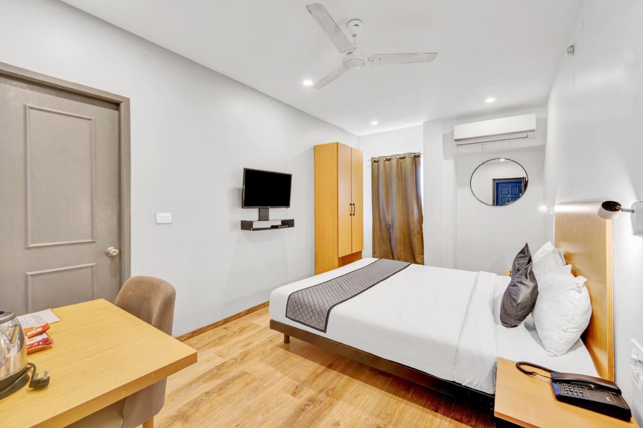 Upar Hotels Uthandi, Ecr Chennai Ngoại thất bức ảnh